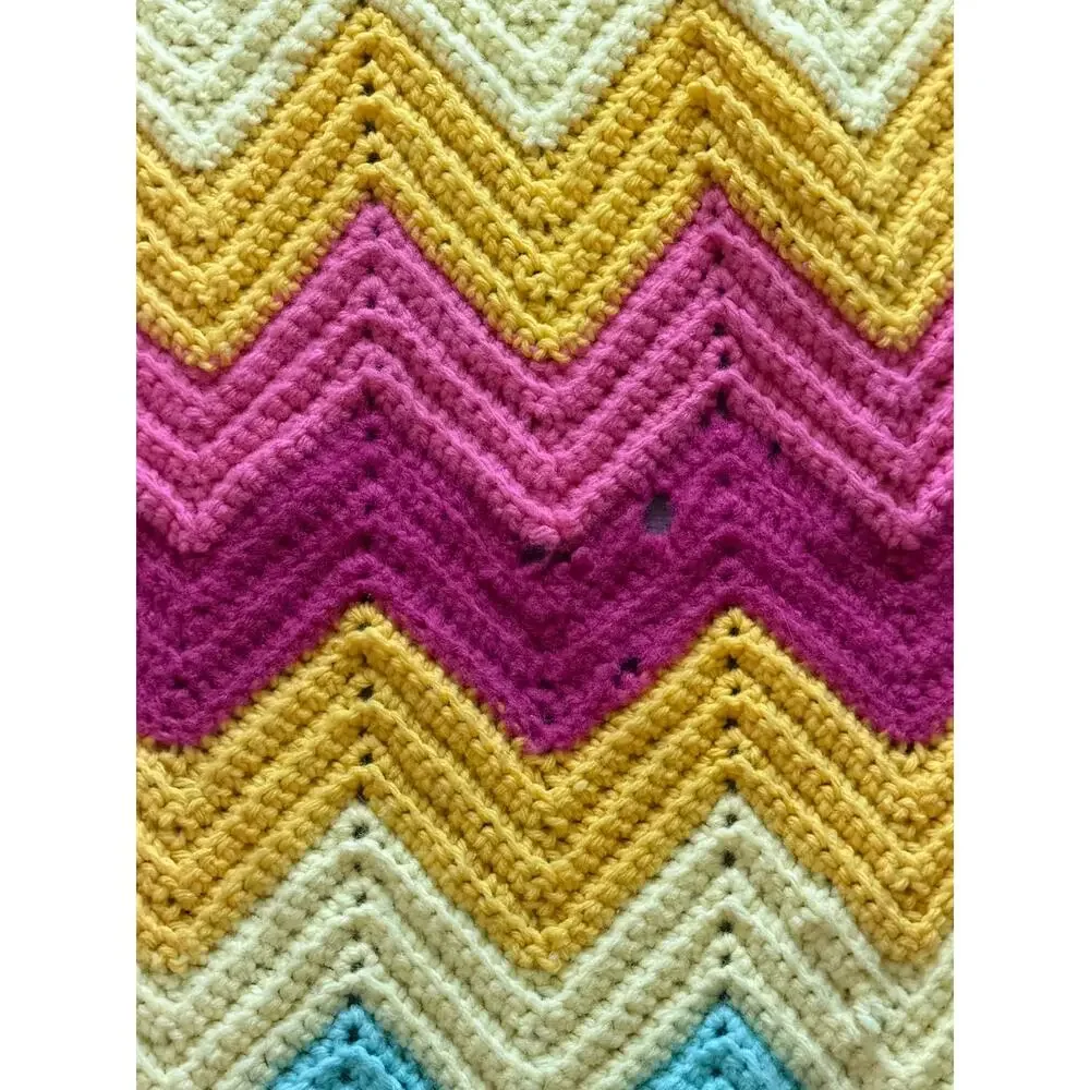 Vintage Chevron ripple colorful handmade afghan blanket